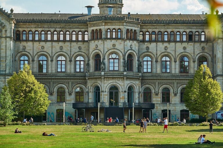 Universitas Advent Indonesia: Mengenal Lebih Dekat Perguruan Tinggi Adventis di Indonesia